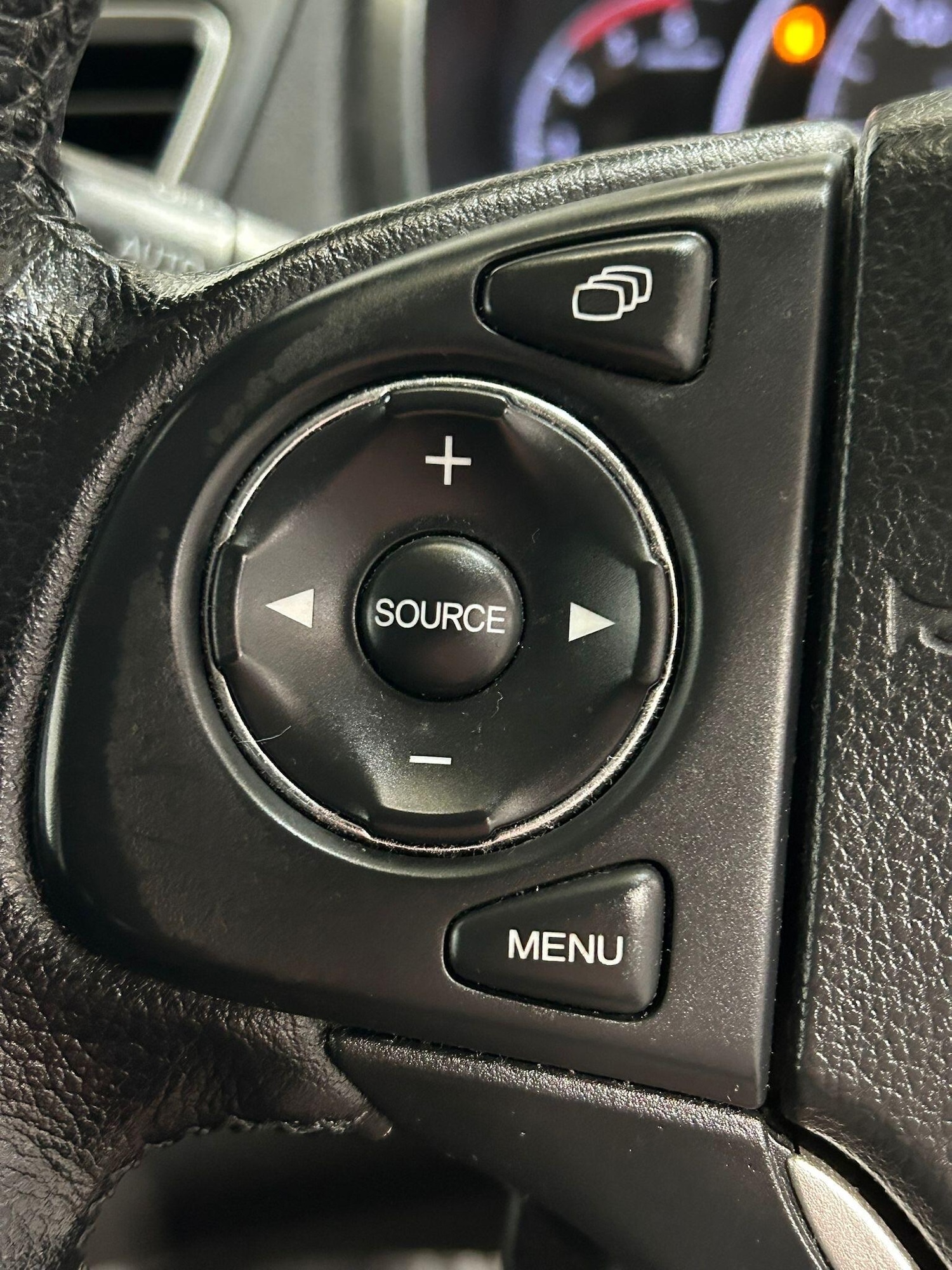 Used Honda CR-V 2015 for sale - 77109392: Photo 25