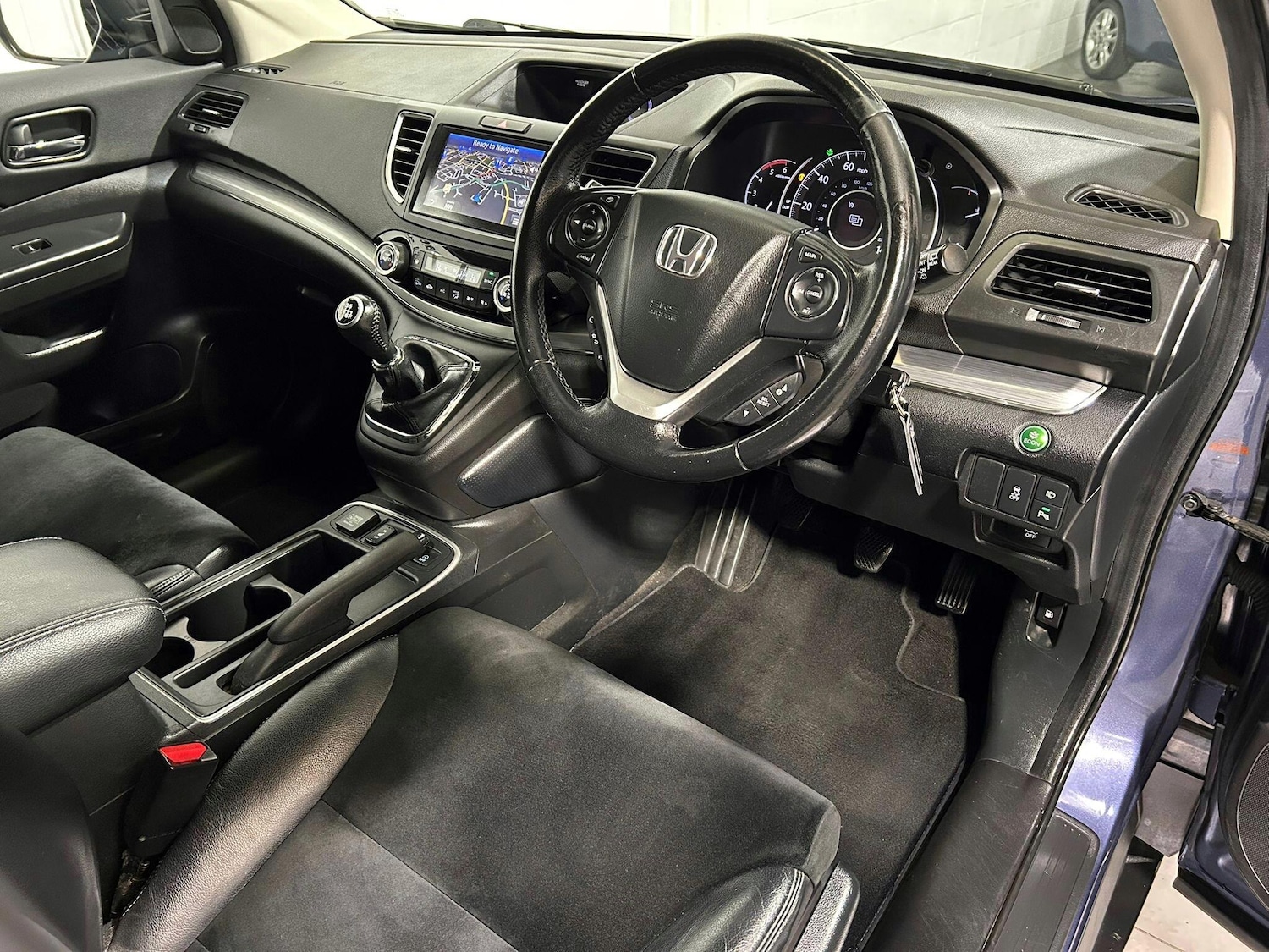 Used Honda CR-V 2015 for sale - 77109392: Photo 4