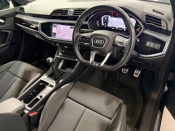Used Audi Q3 2023 for sale - 78622376: Photo
