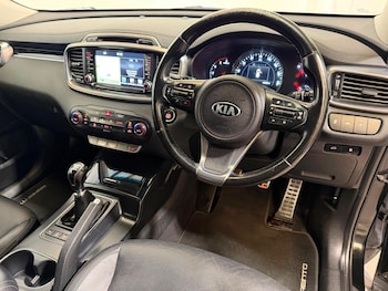 Used Kia Sorento 2017 for sale - 79552839: Photo
