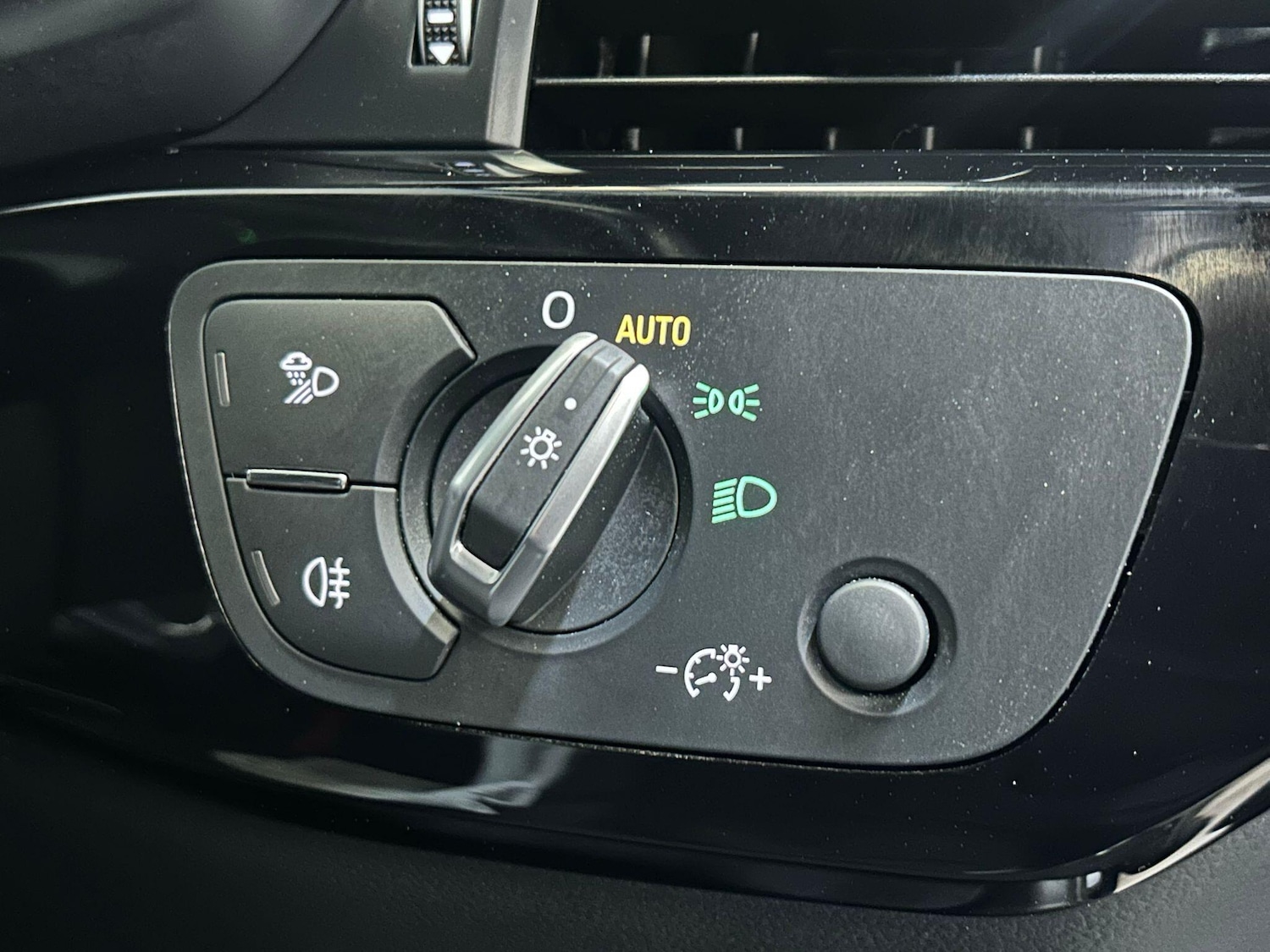 Used Audi A4 2019 for sale - 78071944: Photo 34