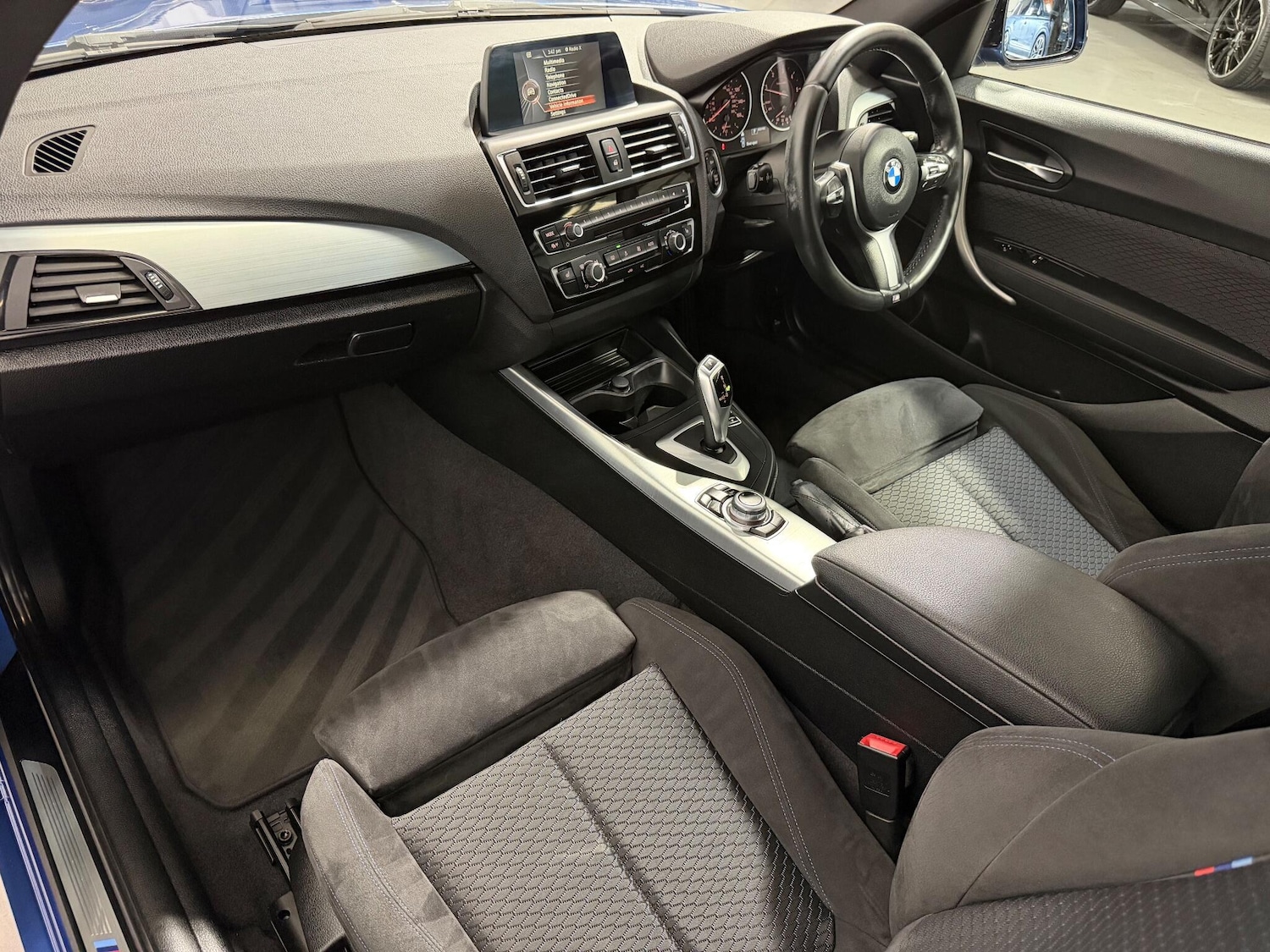 Used BMW 2 Series 2015 for sale - 76360575: Photo 17