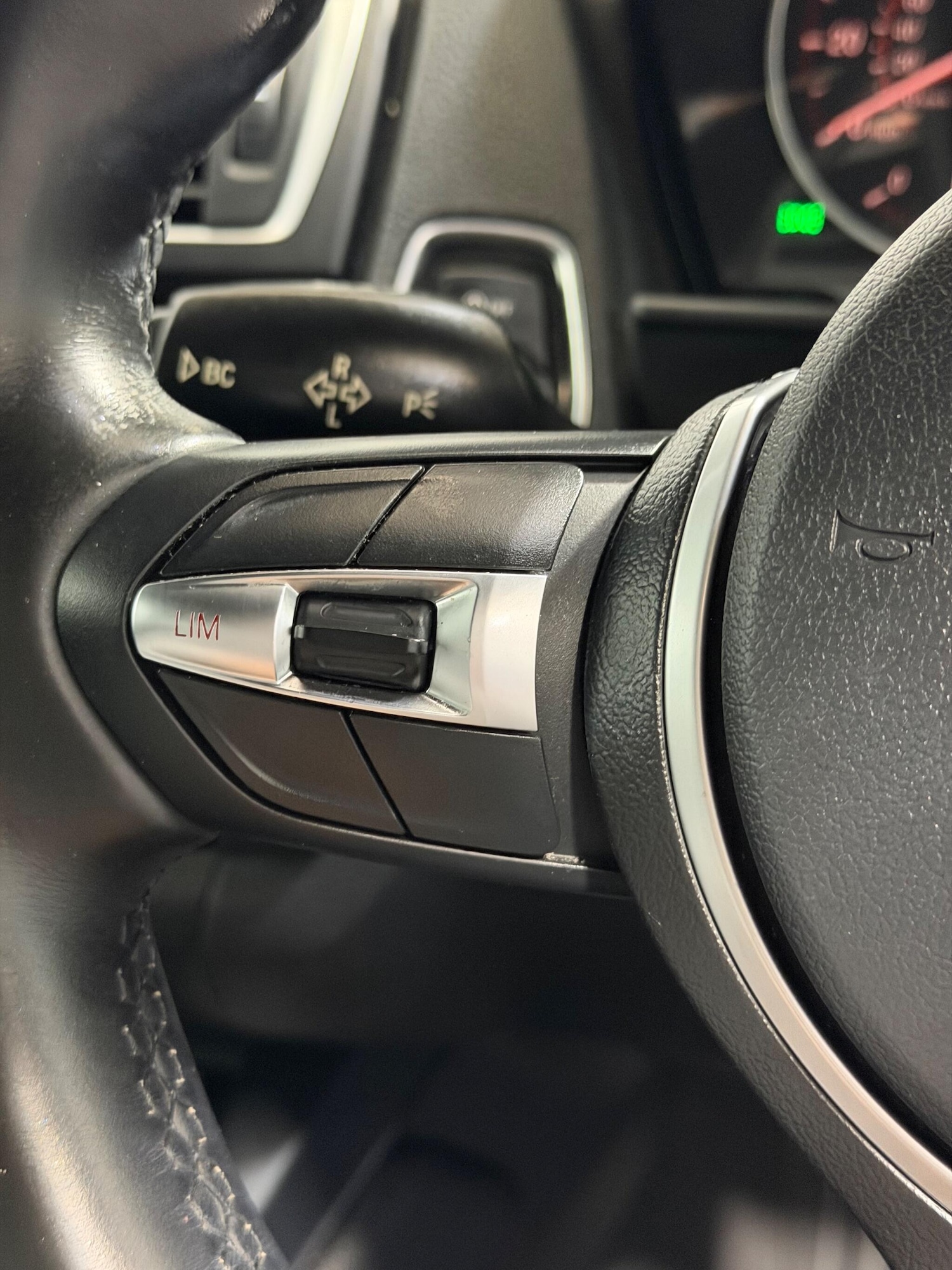 Used BMW 2 Series 2015 for sale - 76360575: Photo 31