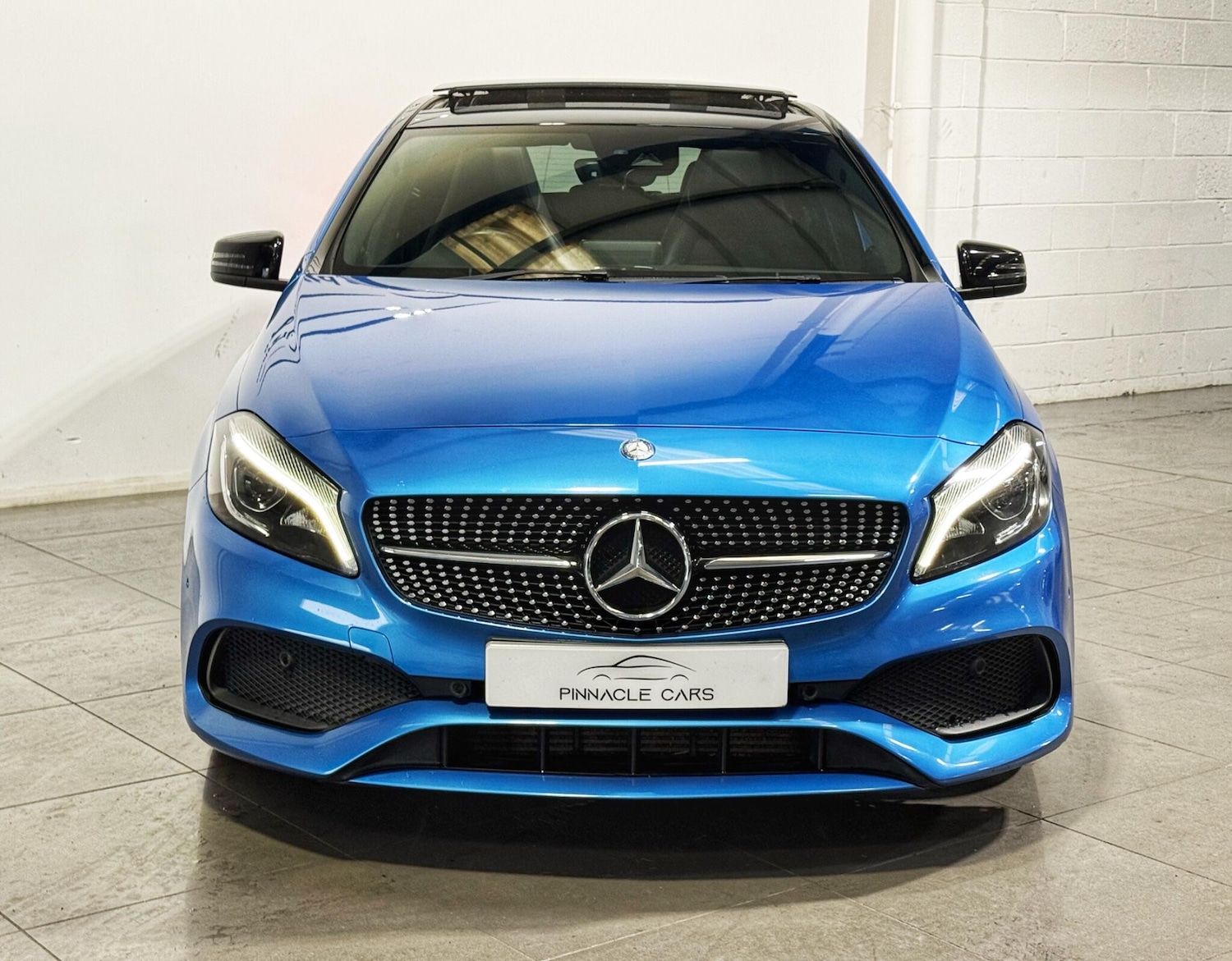 Used Mercedes-Benz A-Class 2016 for sale - 76307637: Photo 2