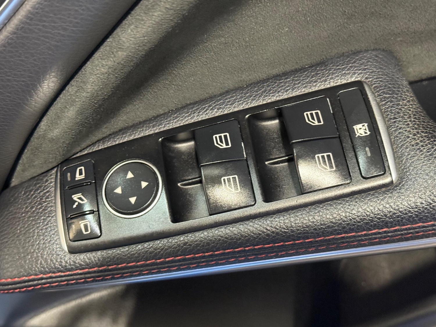 Used Mercedes-Benz A-Class 2016 for sale - 76307637: Photo 41