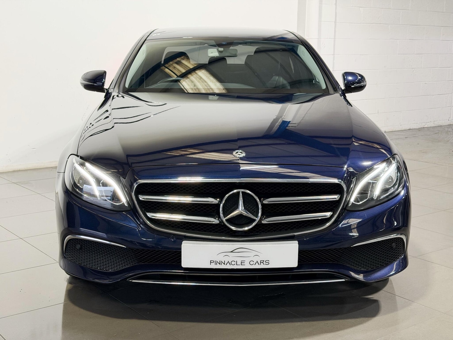Used Mercedes-Benz E Class 2019 for sale - 77559312: Photo 2