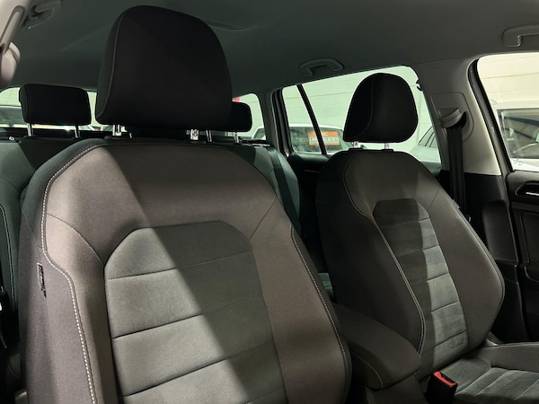 Used Volkswagen Golf 2018 for sale - 75990947: Photo 20