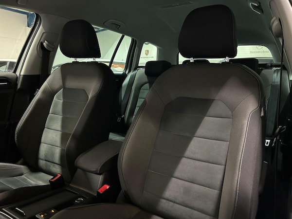 Used Volkswagen Golf 2018 for sale - 75990947: Photo 31