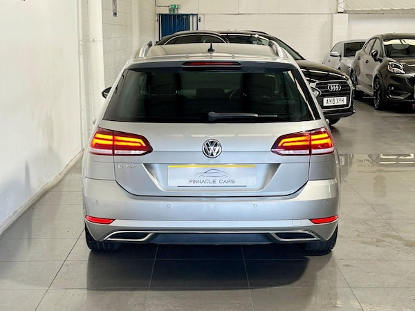 Used Volkswagen Golf 2018 for sale - 75990947: Photo 7