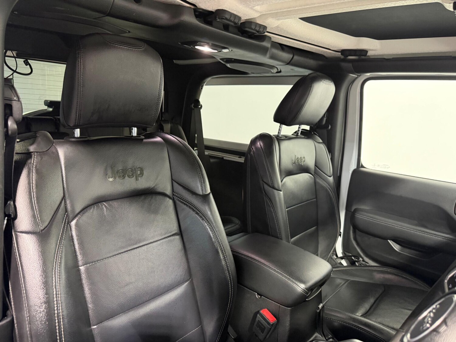 Used Jeep Wrangler 2020 for sale - 77524384: Photo 15