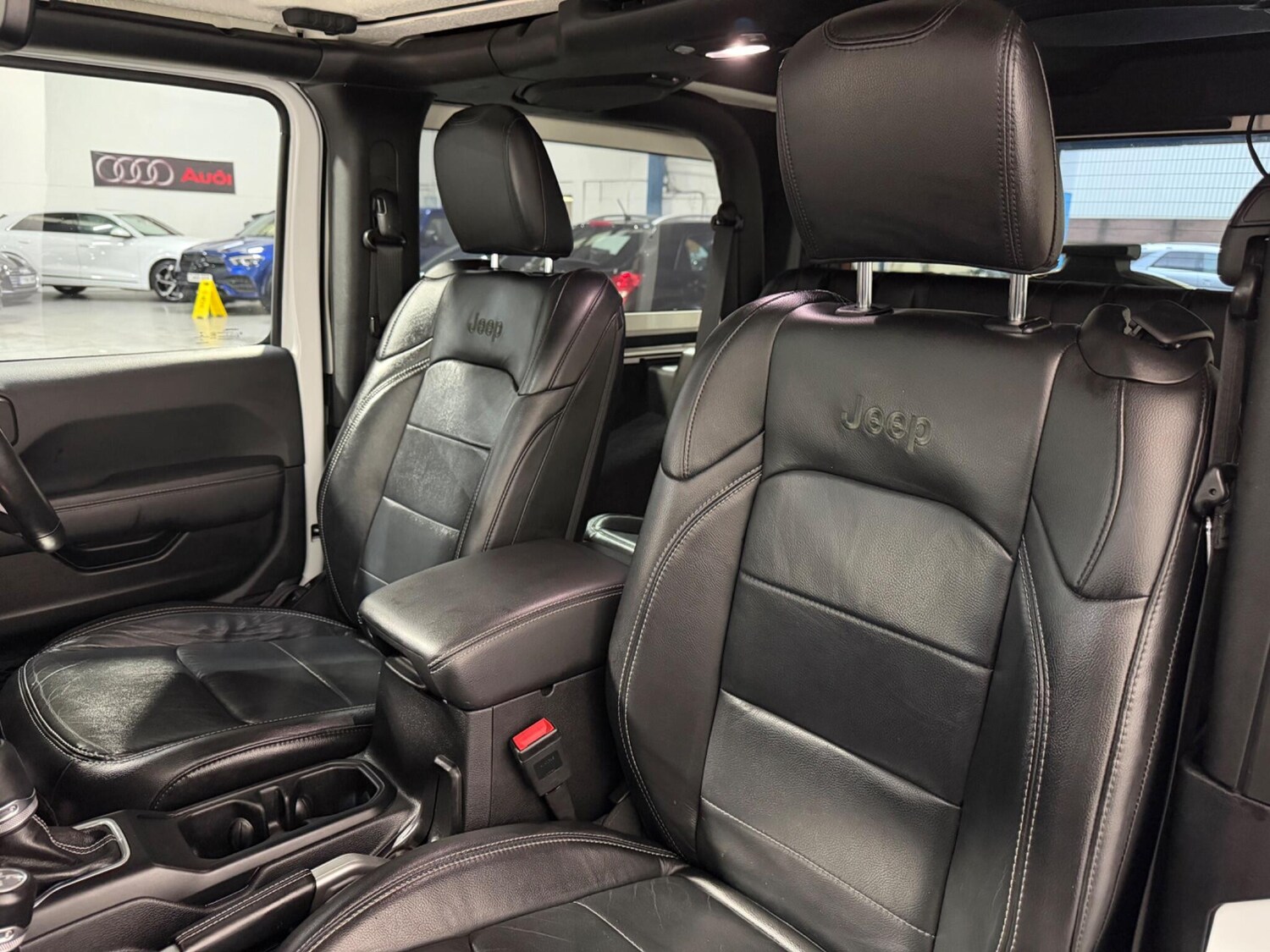 Used Jeep Wrangler 2020 for sale - 77524384: Photo 16