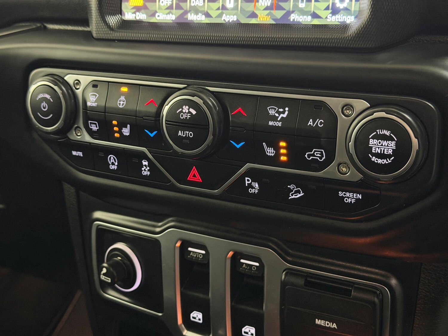 Used Jeep Wrangler 2020 for sale - 77524384: Photo 27