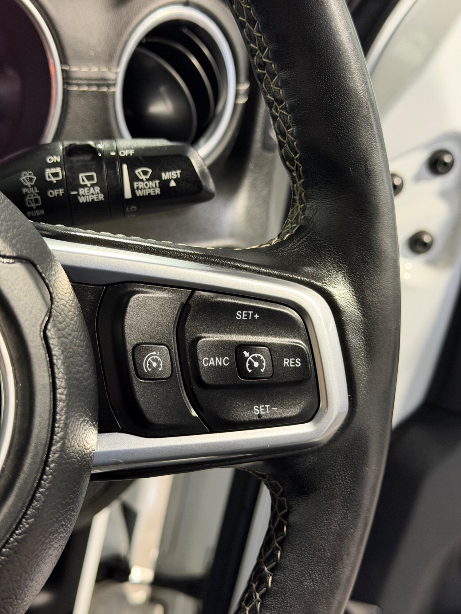 Used Jeep Wrangler 2020 for sale - 77524384: Photo 29