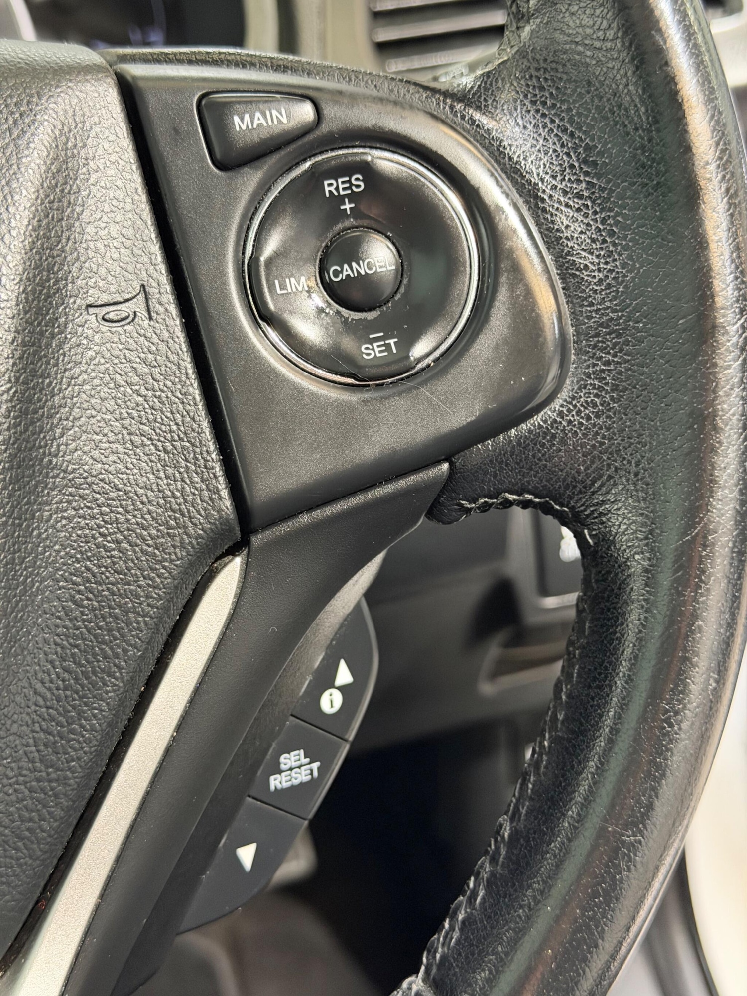 Used Honda CR-V 2015 for sale - 78057561: Photo 28