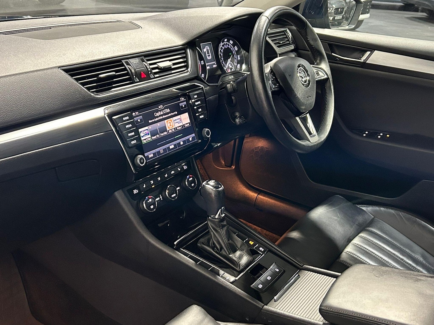 Used Skoda Superb 2017 for sale - 76584738: Photo 16