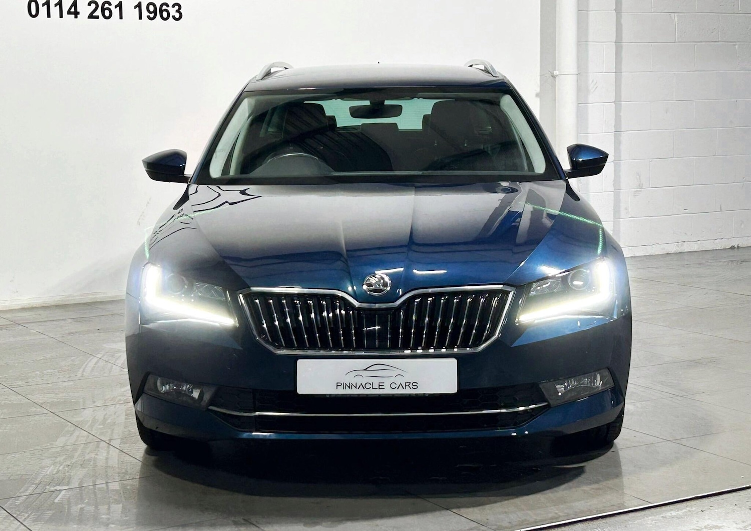 Used Skoda Superb 2017 for sale - 76584738: Photo 2