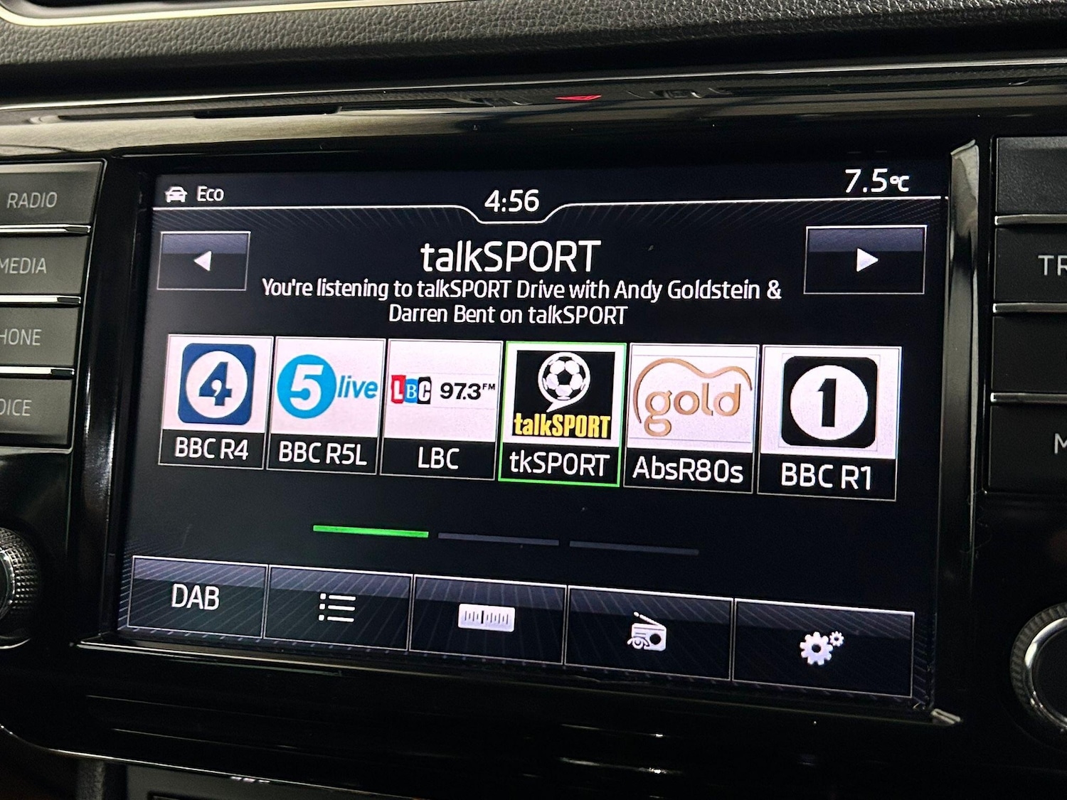 Used Skoda Superb 2017 for sale - 76584738: Photo 20