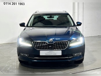 Used Skoda Superb 2017 for sale - 76584738: Photo