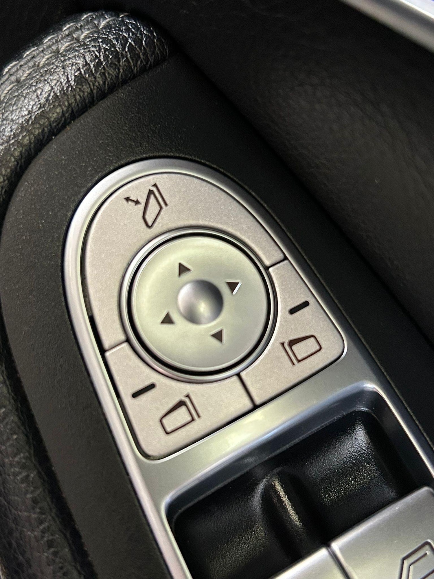 Used Mercedes-Benz C-Class 2018 for sale - 76108530: Photo 21