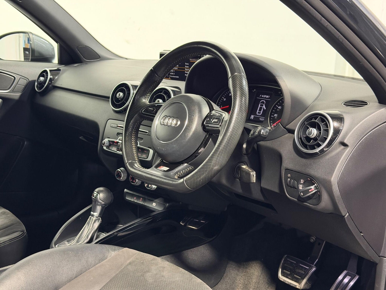 Used Audi A1 2016 for sale - 77278960: Photo 15