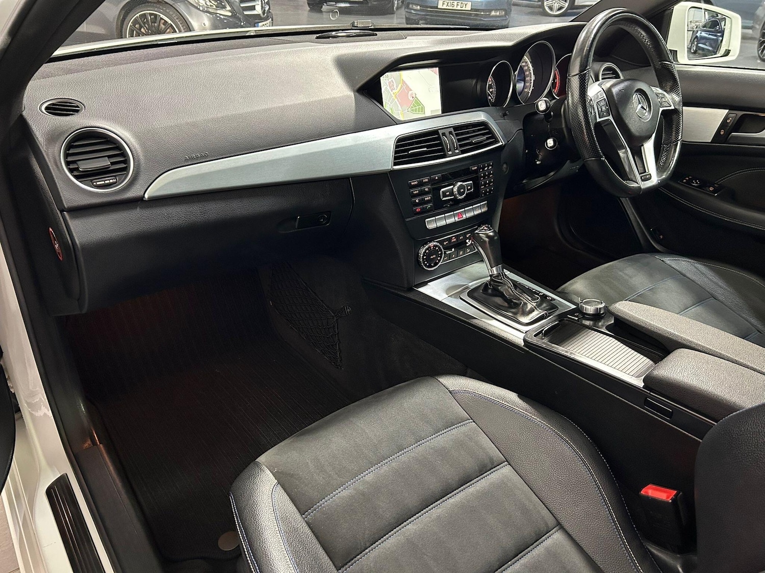 Used Mercedes-Benz C Class 2014 for sale - 76538726: Photo 19