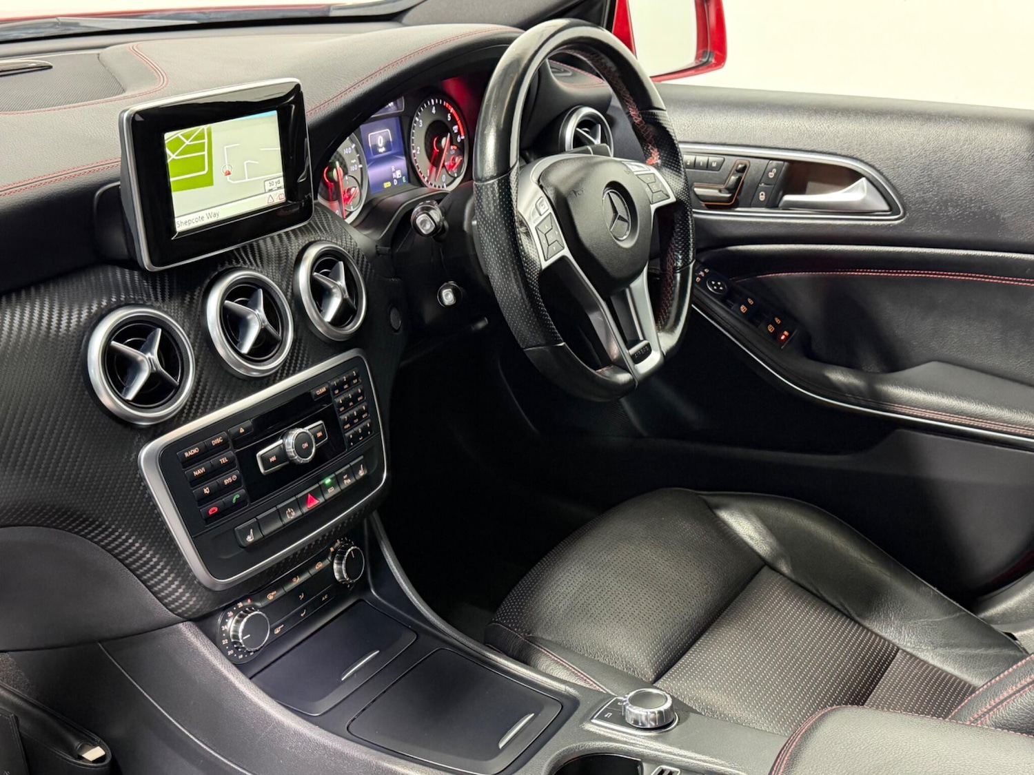 Used Mercedes-Benz A-Class 2014 for sale - 77564763: Photo 15