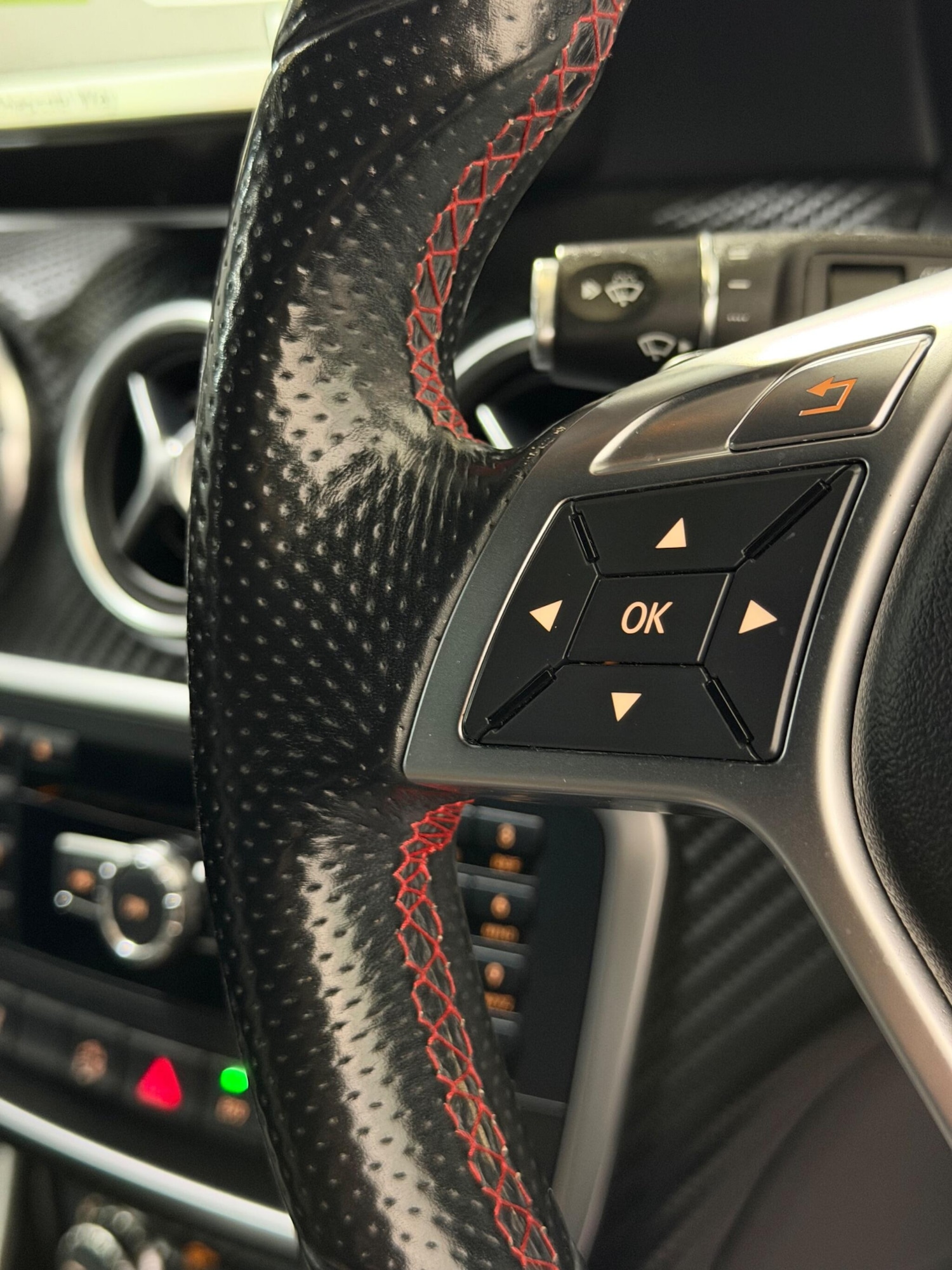 Used Mercedes-Benz A-Class 2014 for sale - 77564763: Photo 22