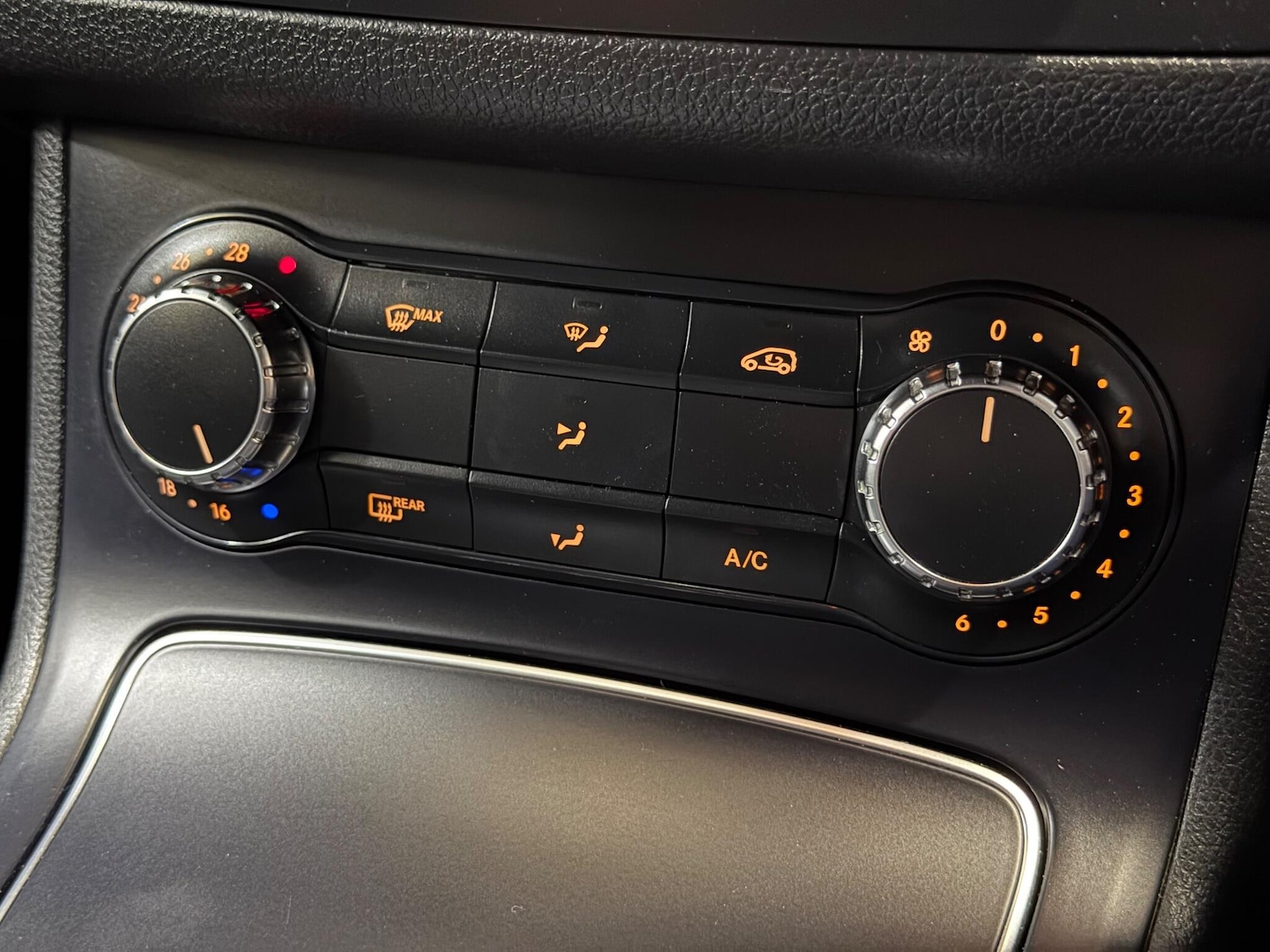 Used Mercedes-Benz B Class 2016 for sale - 76484415: Photo 27