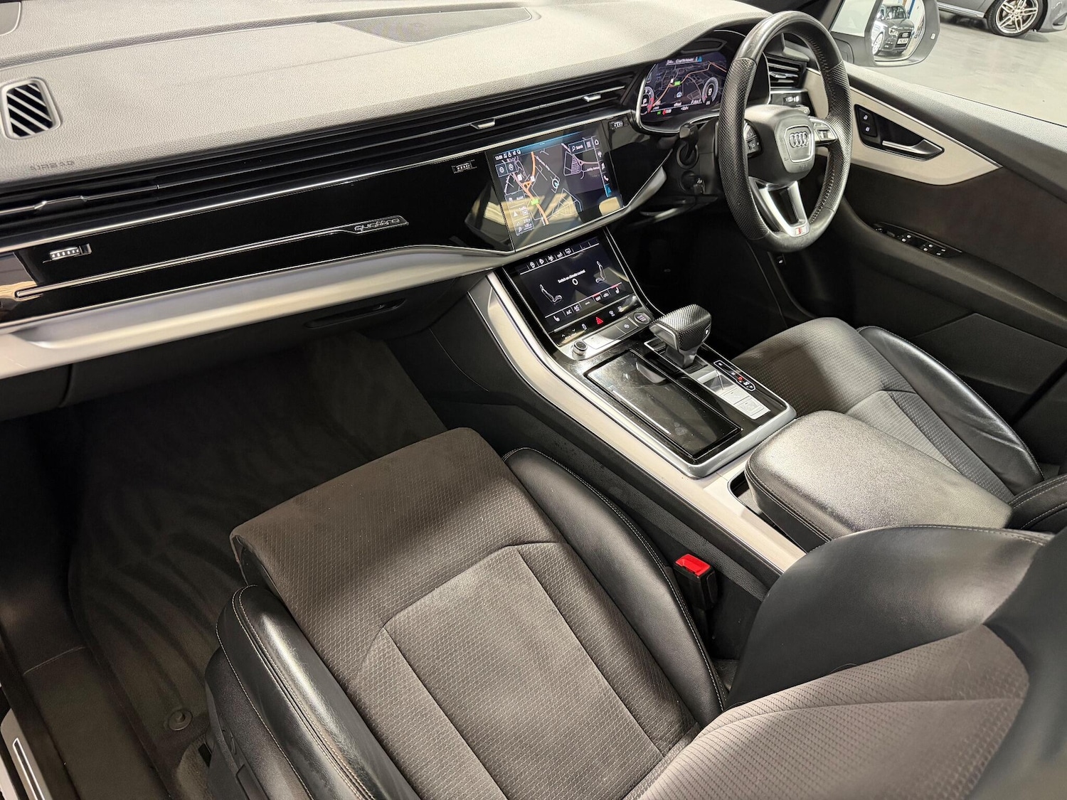 Used Audi Q8 2019 for sale - 76865457: Photo 16