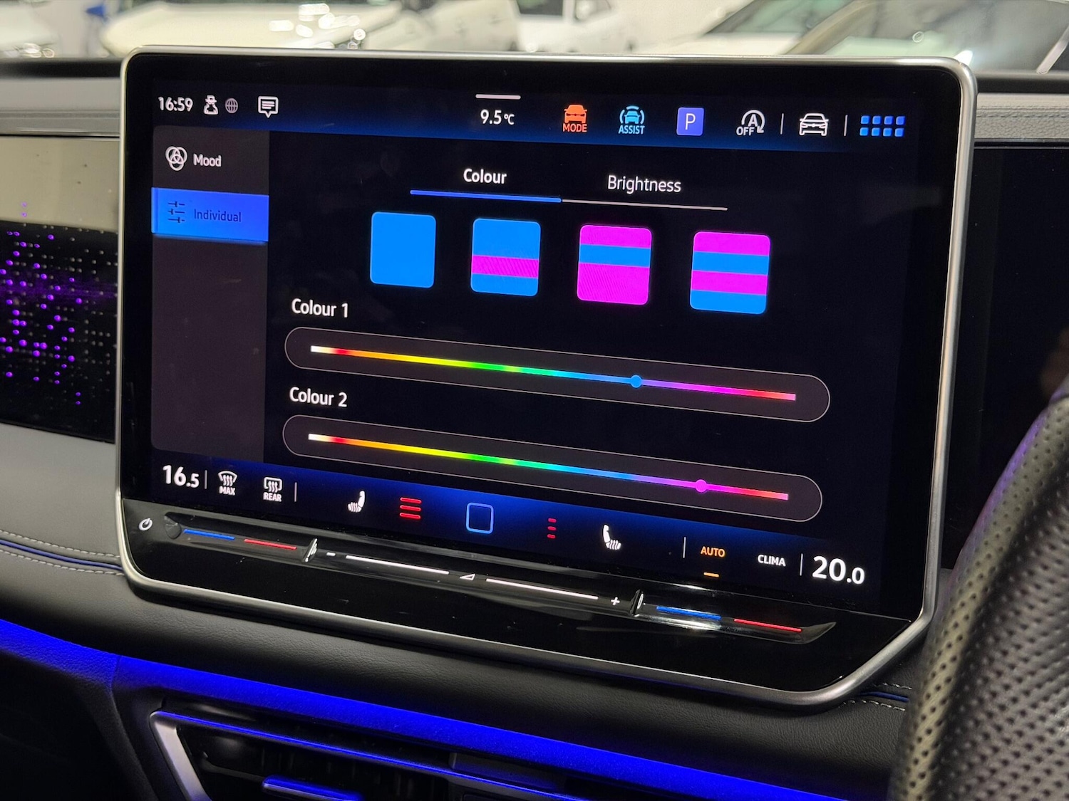 Used Volkswagen Tiguan 2024 for sale - 77066919: Photo 31