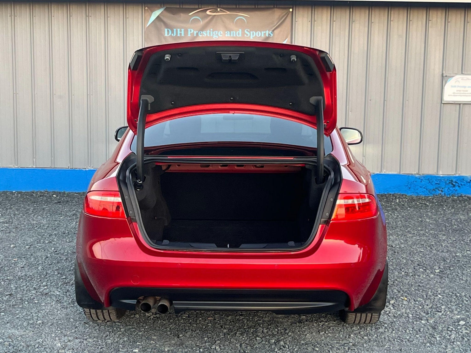 Used Jaguar XE 2015 for sale - 76189419: Photo 10