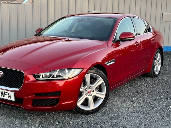 Used Jaguar XE 2015 for sale - 76189419: Photo 24