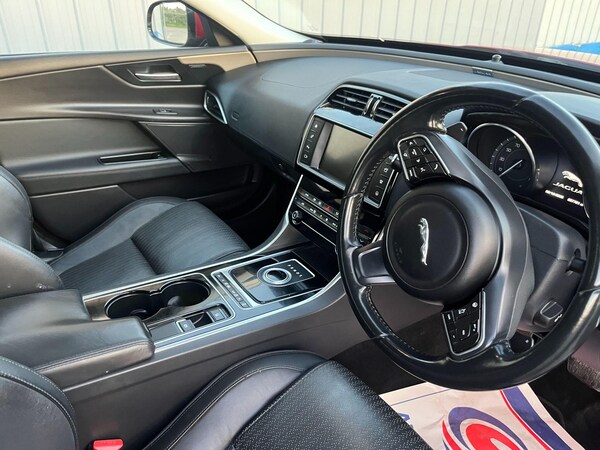 Used Jaguar XE 2015 for sale - 76189419: Photo 30