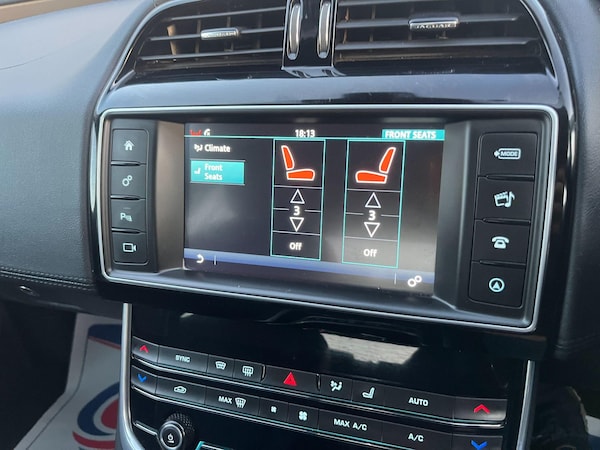 Used Jaguar XE 2015 for sale - 76189419: Photo 39