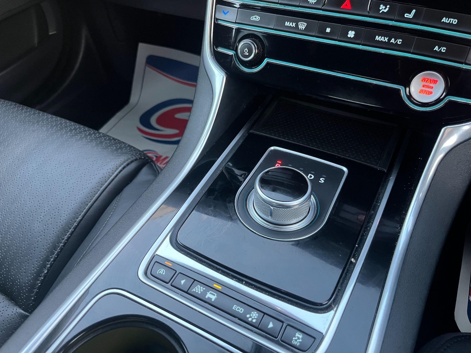 Used Jaguar XE 2015 for sale - 76189419: Photo 42