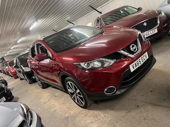 Used Nissan Qashqai 2016 for sale - 78982567: Photo