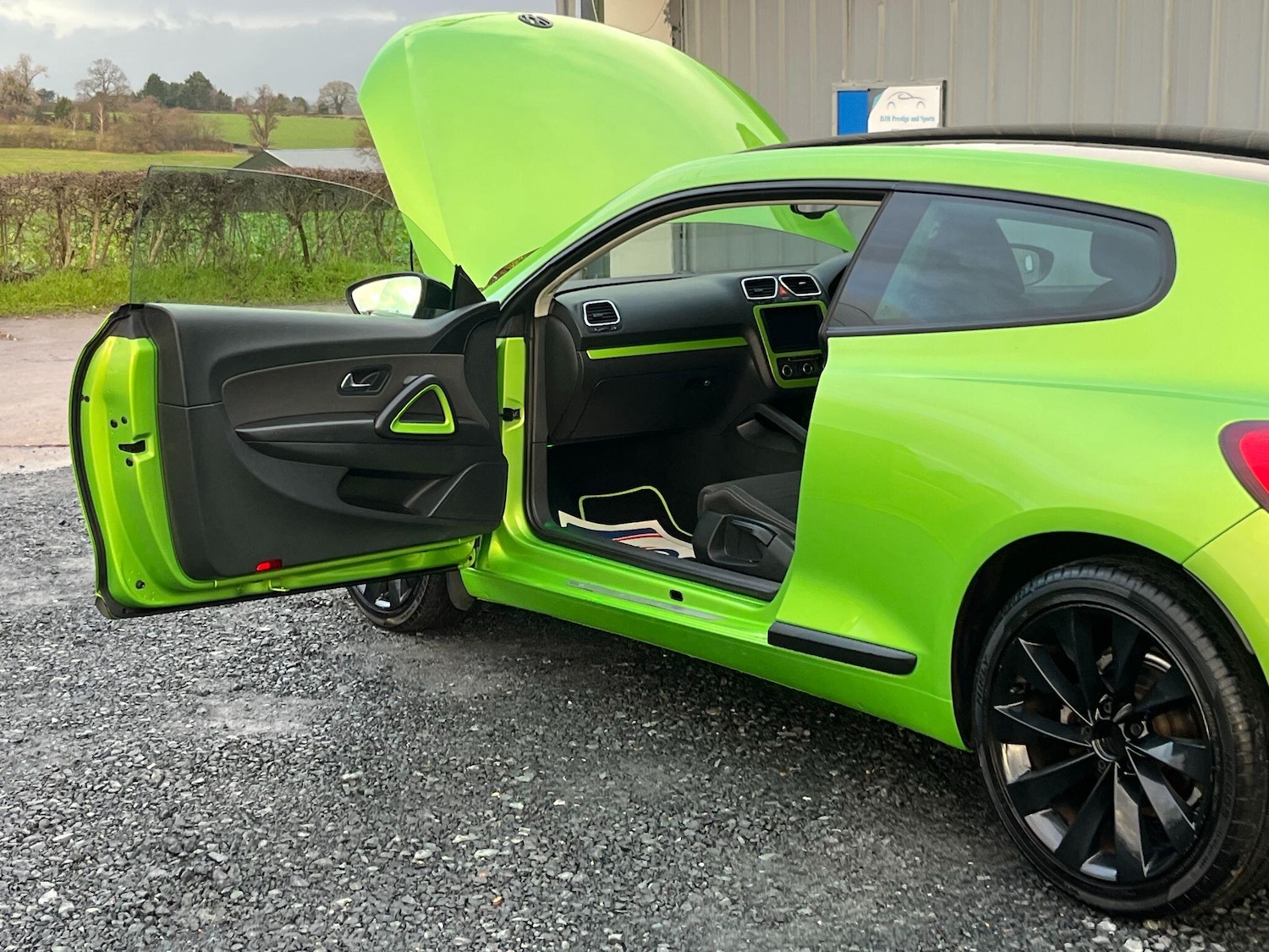 Used Volkswagen Scirocco 2011 for sale - 77306006: Photo 17