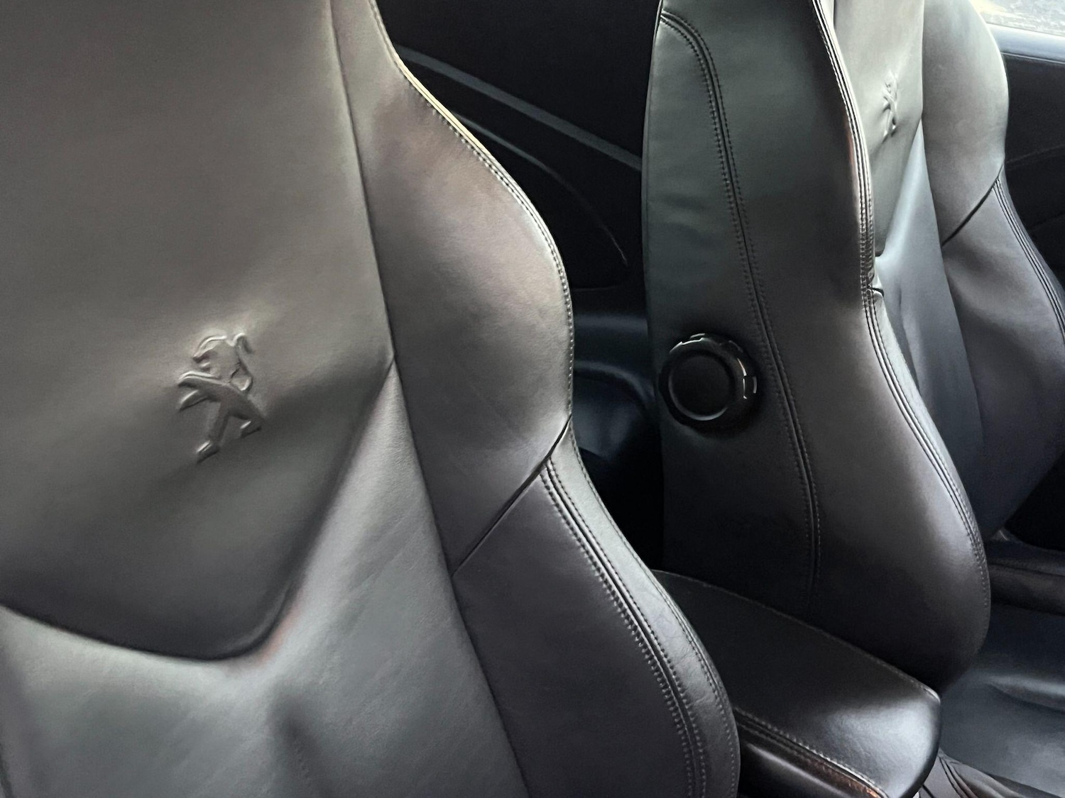 Used Peugeot RCZ 2014 for sale - 77016441: Photo 6