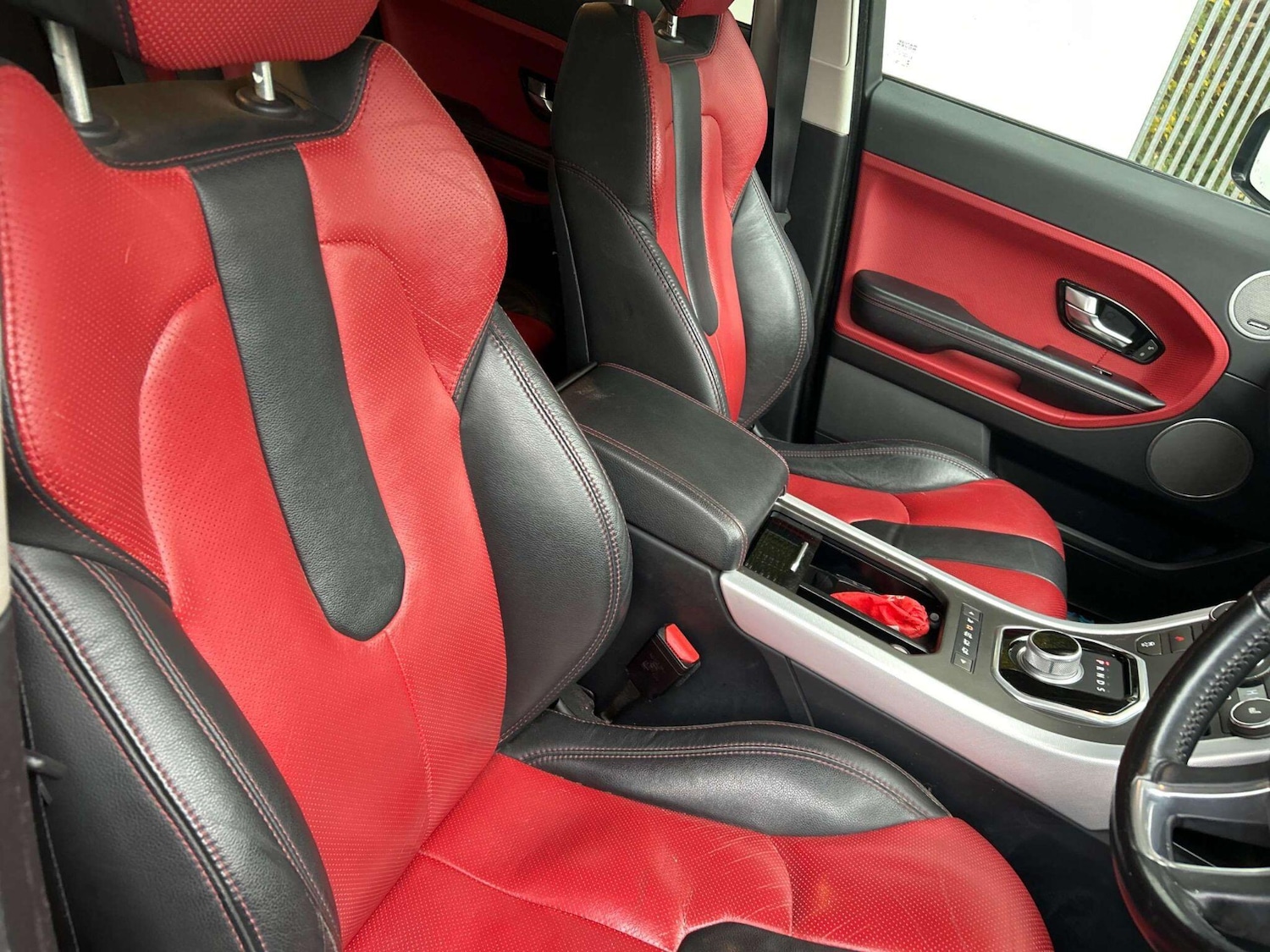 Used Land Rover Range Rover Evoque 2013 for sale - 76538125: Photo 4