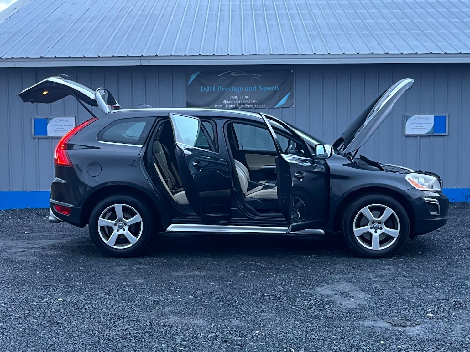 Used Volvo XC60 2013 for sale - 77175367: Photo 2