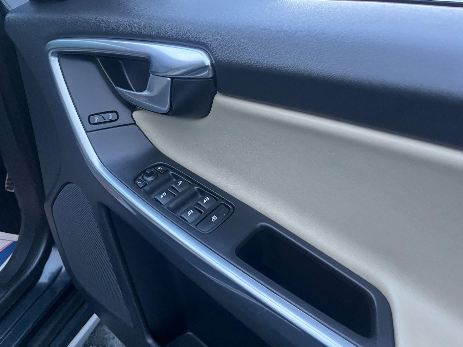 Used Volvo XC60 2013 for sale - 77175367: Photo 29