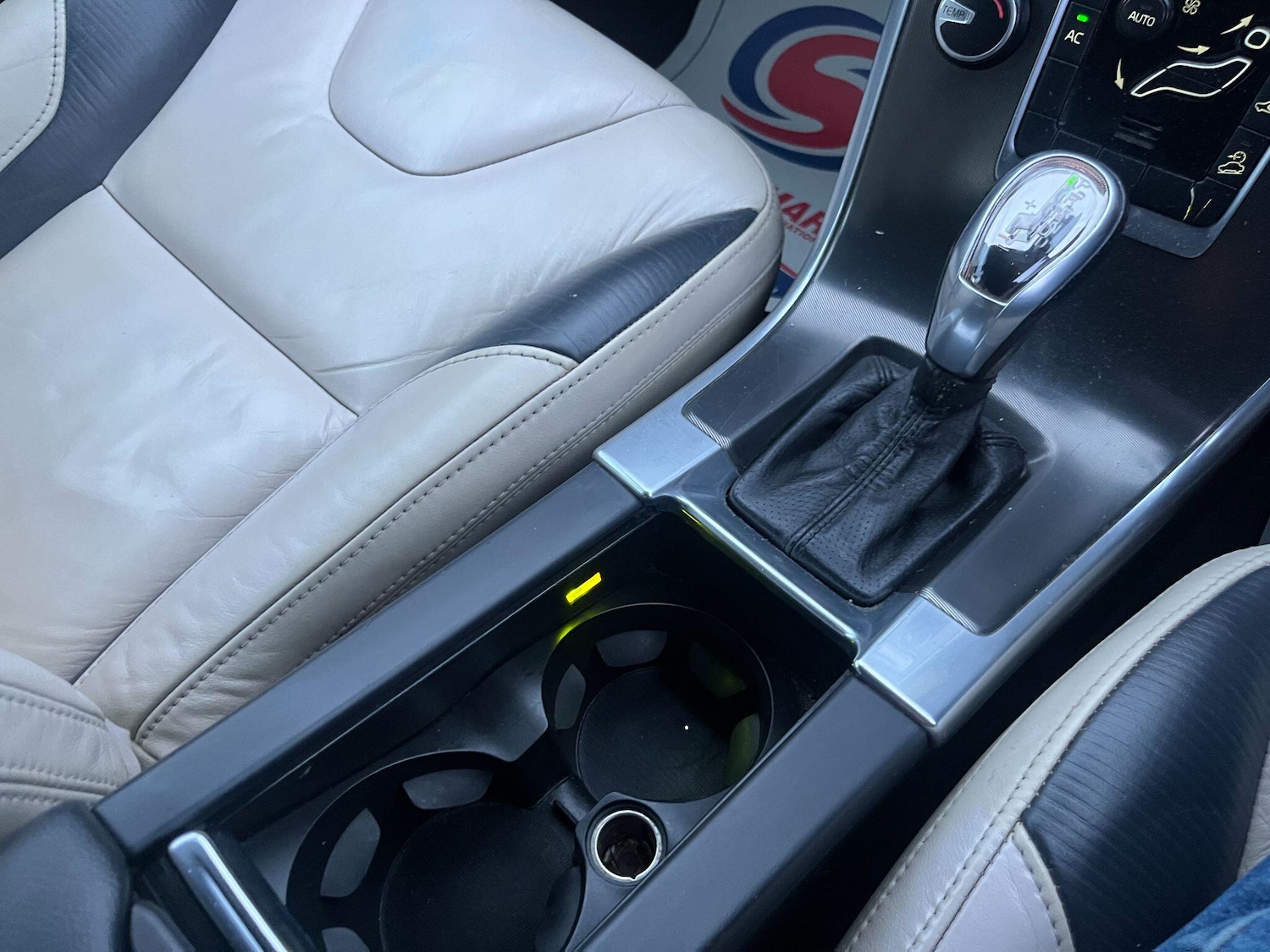 Used Volvo XC60 2013 for sale - 77175367: Photo 33