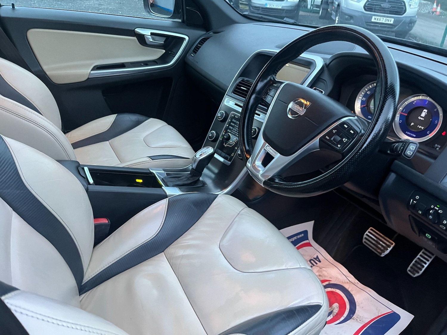 Used Volvo XC60 2013 for sale - 77175367: Photo 37