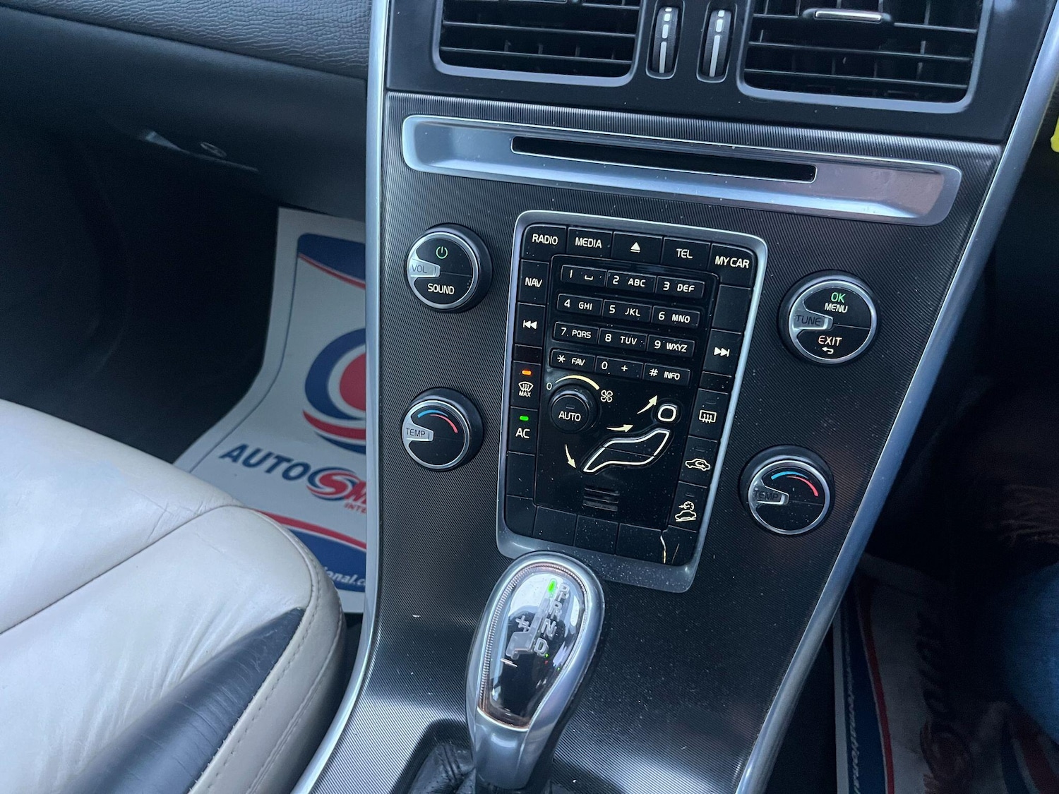 Used Volvo XC60 2013 for sale - 77175367: Photo 38