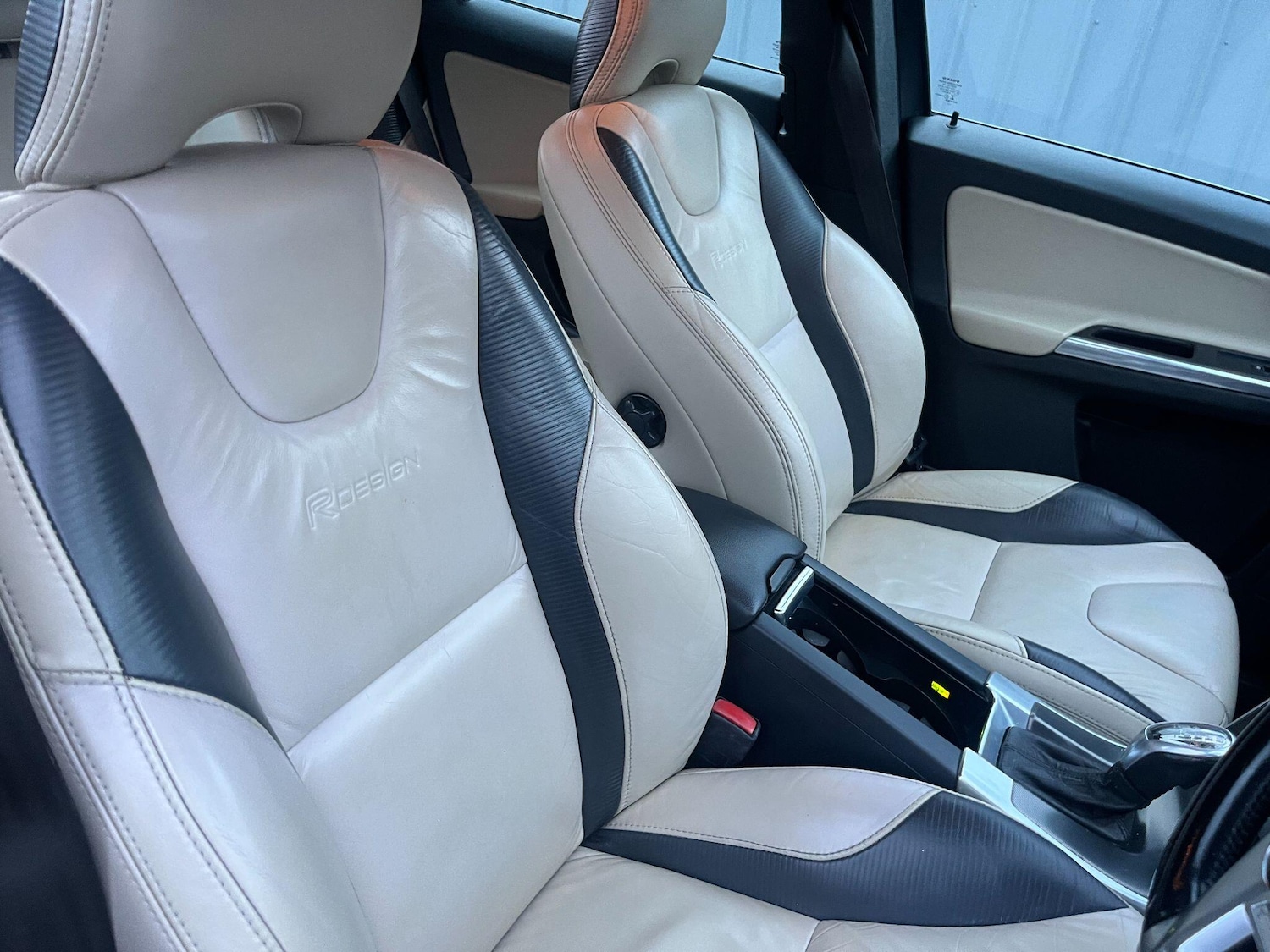 Used Volvo XC60 2013 for sale - 77175367: Photo 4