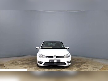 Used Volkswagen Golf 2016 for sale - 77573873: Photo