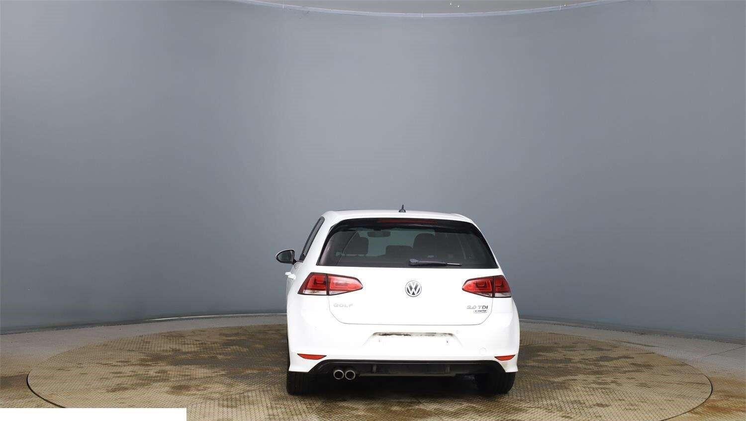 Used Volkswagen Golf 2016 for sale - 77573873: Photo 4