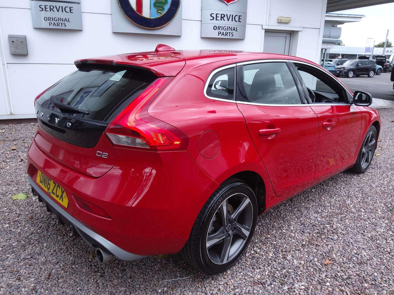 Used Volvo V40 2016 for sale - 76001046: Photo 12