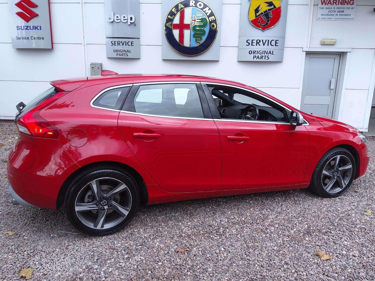 Used Volvo V40 2016 for sale - 76001046: Photo 13