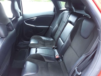 Used Volvo V40 2016 for sale - 76001046: Photo 4